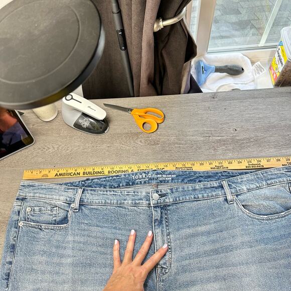 NWT Torrid Perfect Slim Boot Classic Denim Mid-Rise Jean 30XT - Picture 12 of 16